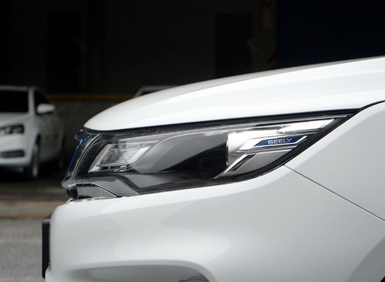 Coche eléctrico compacto los 421KM de Dihao Geely 4 puertas 5 asientos rápidamente que cargan