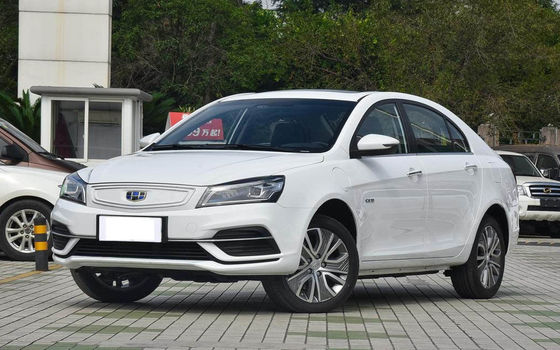Coche eléctrico compacto los 421KM de Dihao Geely 4 puertas 5 asientos rápidamente que cargan