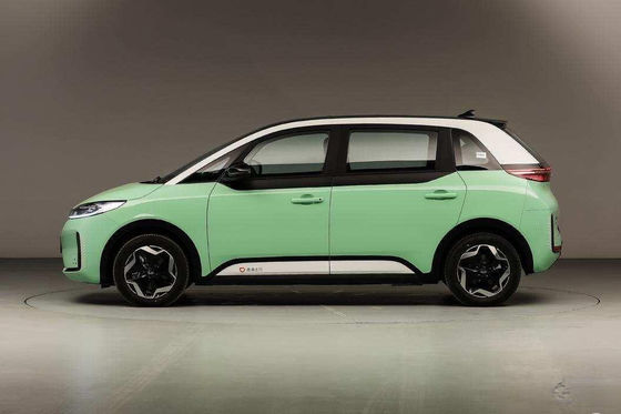 Puertas de la batería 5 de Lfp del coche eléctrico de los coches los 418km Mpv de D1 Byd Ev 5 asientos