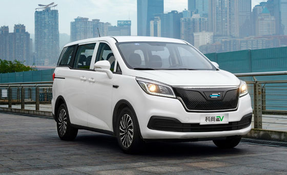 Puertas de Auchan Kochan MPV 5 del coche eléctrico de los 400KM Changan 7 asientos