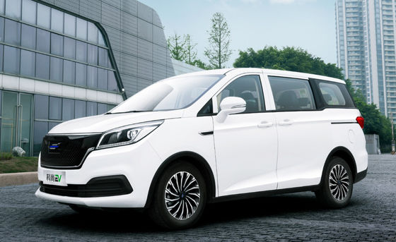 Puertas de Auchan Kochan MPV 5 del coche eléctrico de los 400KM Changan 7 asientos