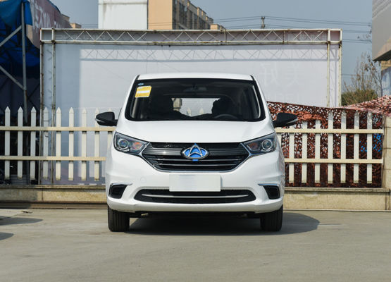 Asientos de conducción lisos del coche eléctrico los 402KM Changan Auchan A600ev 5 de MPV