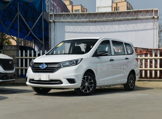 Asientos de conducción lisos del coche eléctrico los 402KM Changan Auchan A600ev 5 de MPV