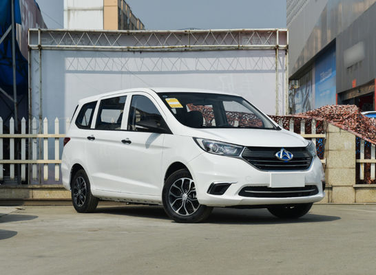 Asientos de conducción lisos del coche eléctrico los 402KM Changan Auchan A600ev 5 de MPV