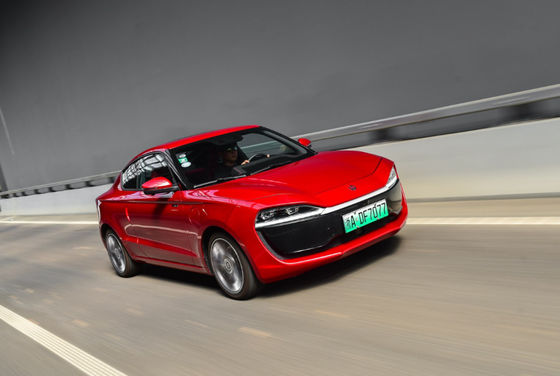 El salto de los 305-451KM viaja en automóvili la carga rápida eléctrica de las puertas 4seats 1H del motor S01 3 del salto del coche