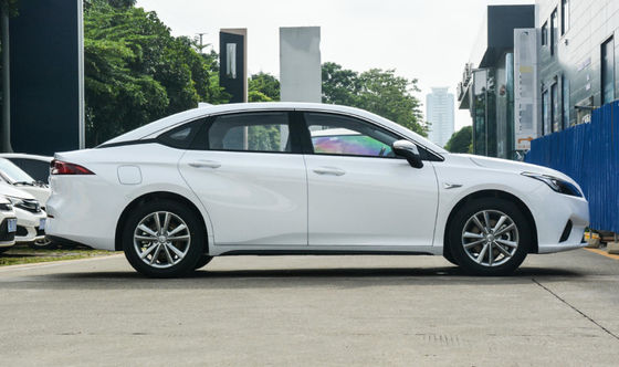 4 puertas 5 asientan el coche eléctrico los 410KM-510KM Gac AION S Ev de AION
