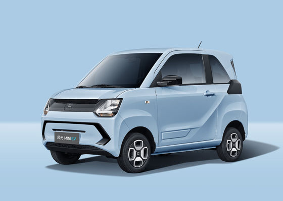 3 puertas 4 asientan el vehículo eléctrico Fengguang Mini Ev del motor de Dongfeng el 120KM-220KM
