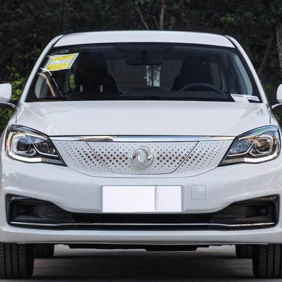 Puertas eléctricas puras del coche compacto 4 de los 400KM Dongfeng Fengshen E70 5 asientos
