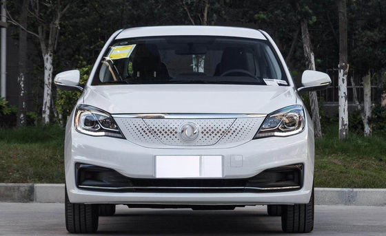 Puertas eléctricas puras del coche compacto 4 de los 400KM Dongfeng Fengshen E70 5 asientos
