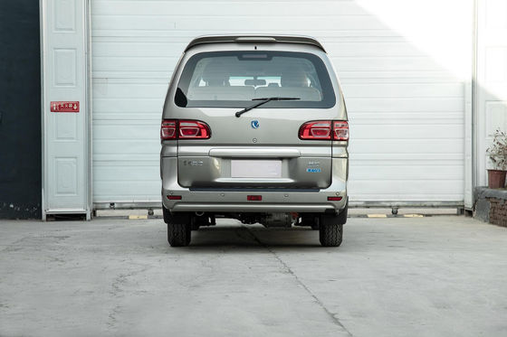 Coche largo del campo de prácticas los 400KM Dongfeng M5ev Mpv Ev con 4 puertas 5-9 asientos