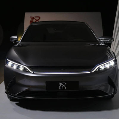 Estándar oficial los 610-715KM de Byd Han Ev Pure Electric 2022 5 asientos