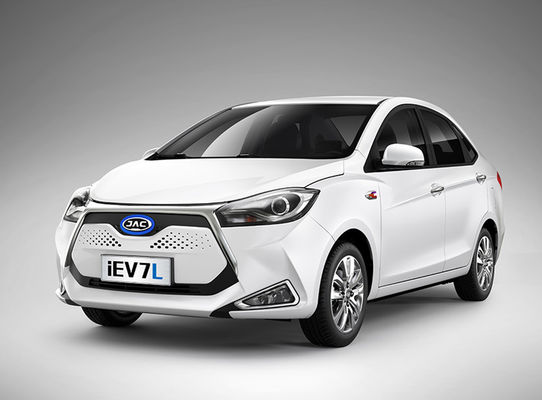 4 de las puertas 5 de los asientos pequeño Ev coche de JAC Electric Car los 320KM JAC IEV7L