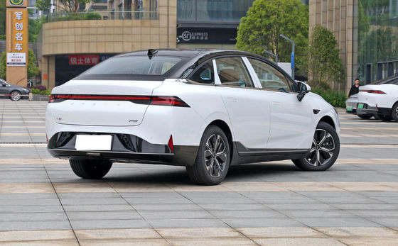 Coches eléctricos los 450-550KM compactos de XiaoPeng P5 2022 4 puertas 5 asientos