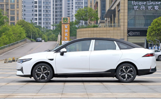 Coches eléctricos los 450-550KM compactos de XiaoPeng P5 2022 4 puertas 5 asientos