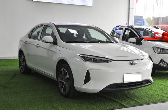 Vehículo eléctrico auto los 350-402KM de JAC IEVA50 Jianghuai 2020-2021 4 puertas 5 asientos