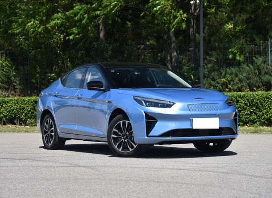 Puertas puras eléctricas 2020 del coche eléctrico 5 del coche los 450-530KM del sedán de JAC IC5 Jianghuai 5 asientos