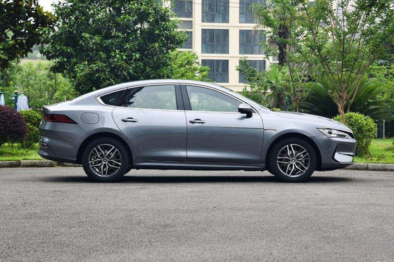 Rendimiento Byd Qin Plus Ev 4 de los asientos compactos de las puertas 5 de los 400-600KM alto