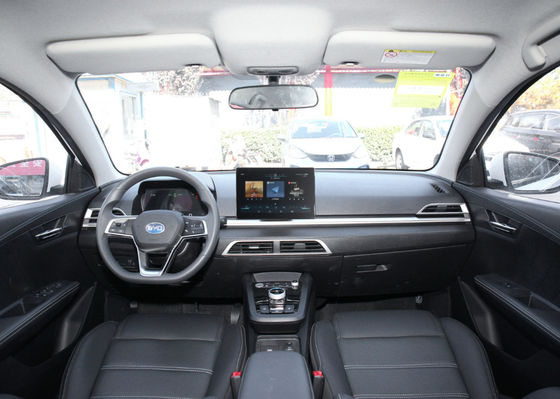 Estándar oficial los 401KM del coche eléctrico del sedán de E3 Byd 4 puertas 5 asientos